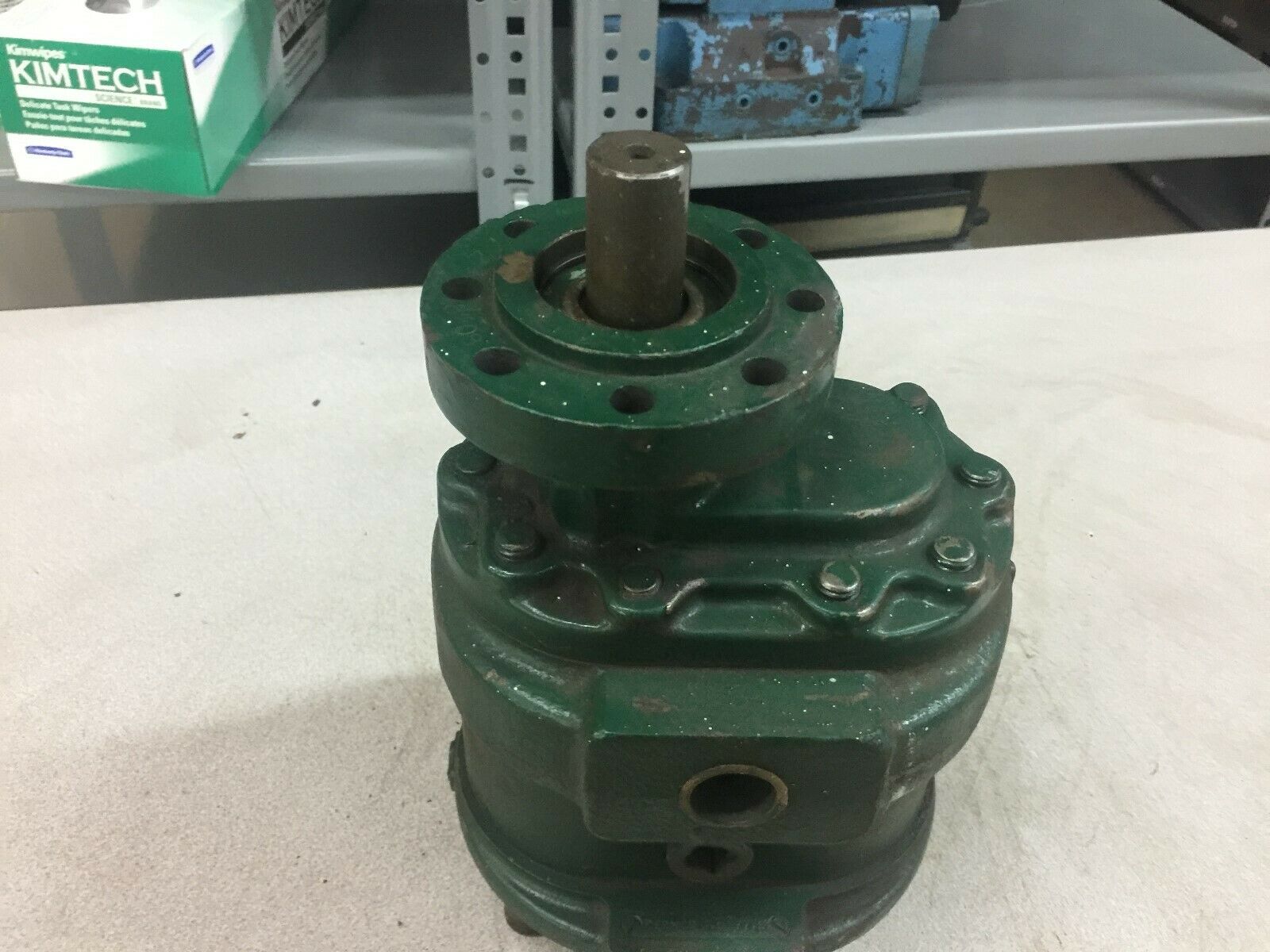 NEW NO BOX PERMCO HYDRAULIC PUMP J-1688-3