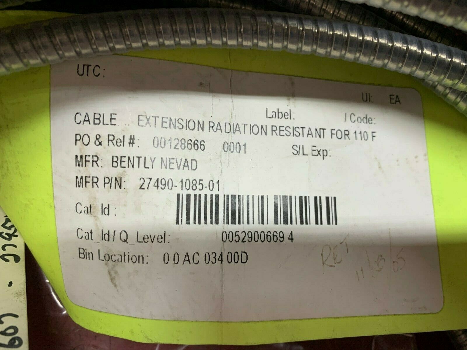NEW NO BOX BENTLY NEVADA RAD RESISTANT CABLE 27490-1085-01