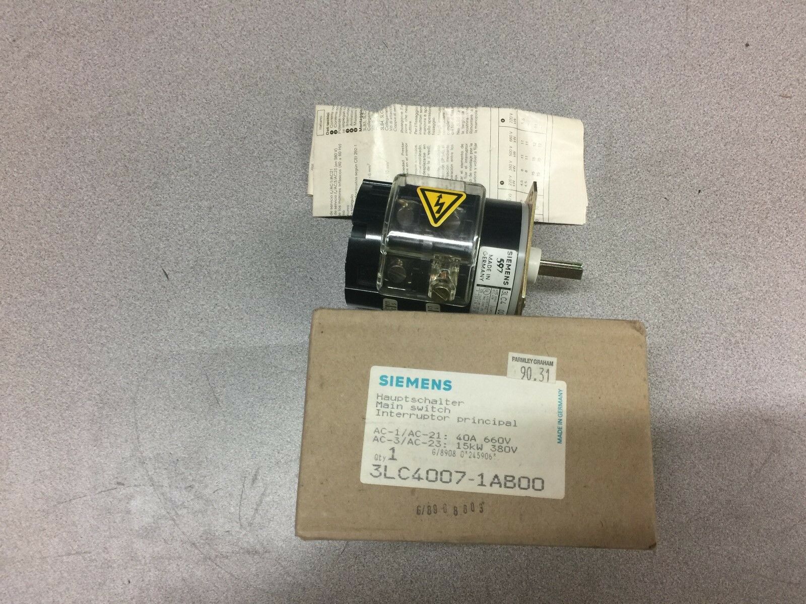 NEW IN BOX SIEMENS MAIN SWITCH 3LC4007-1AB00