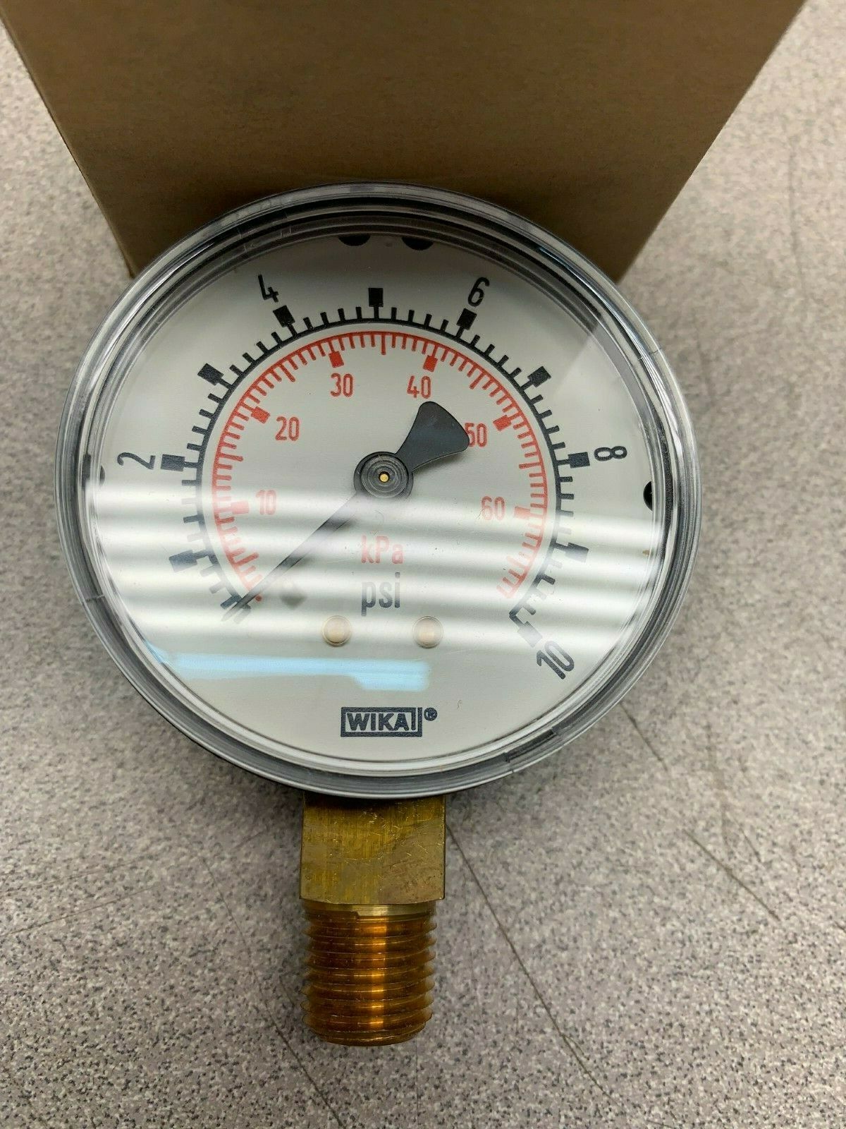 NEW IN BOX WIKA PRESSURE GAUGE 8990544