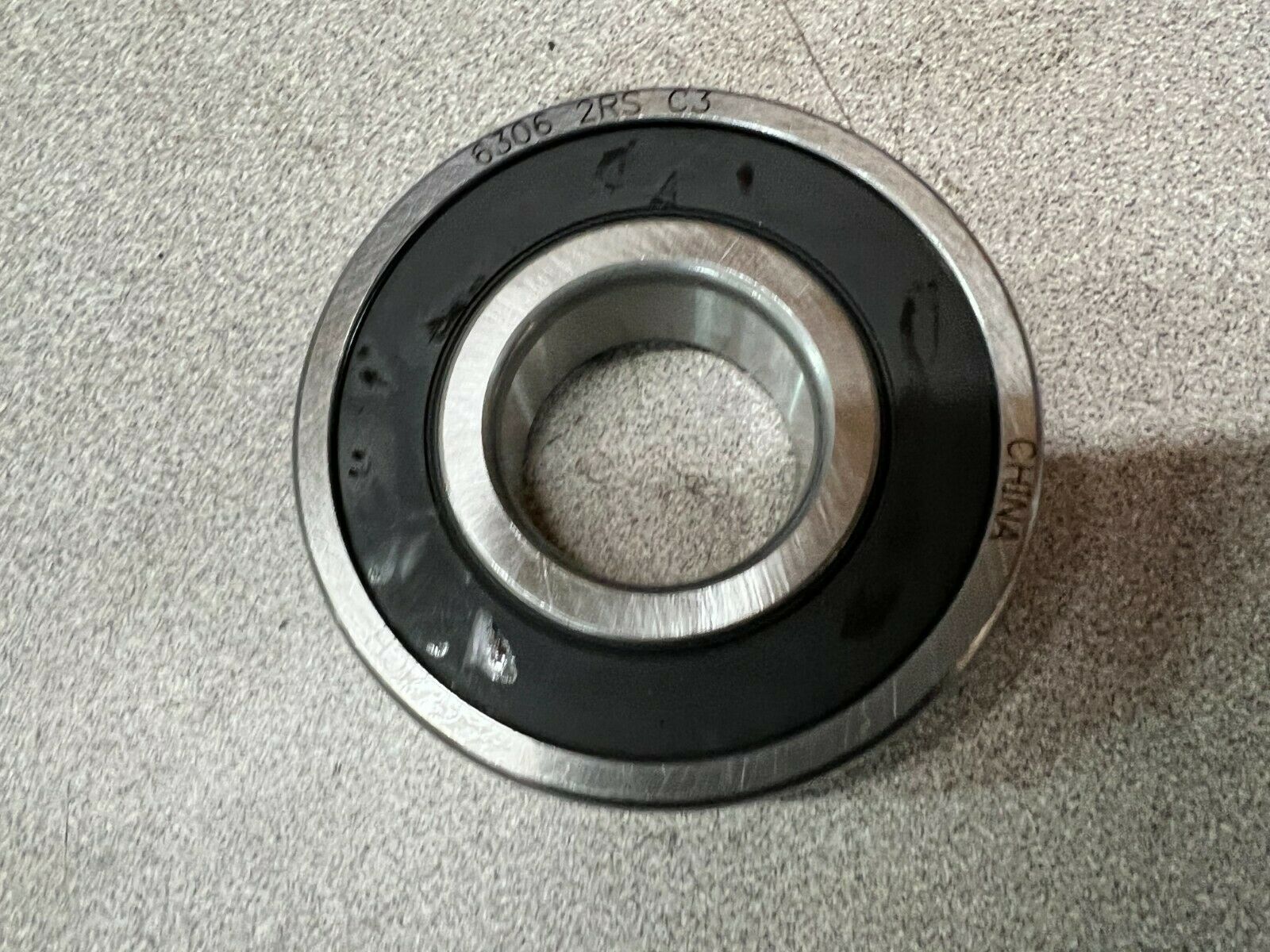 NEW IN BOX HCH BALL BEARING 6306 2RS C3