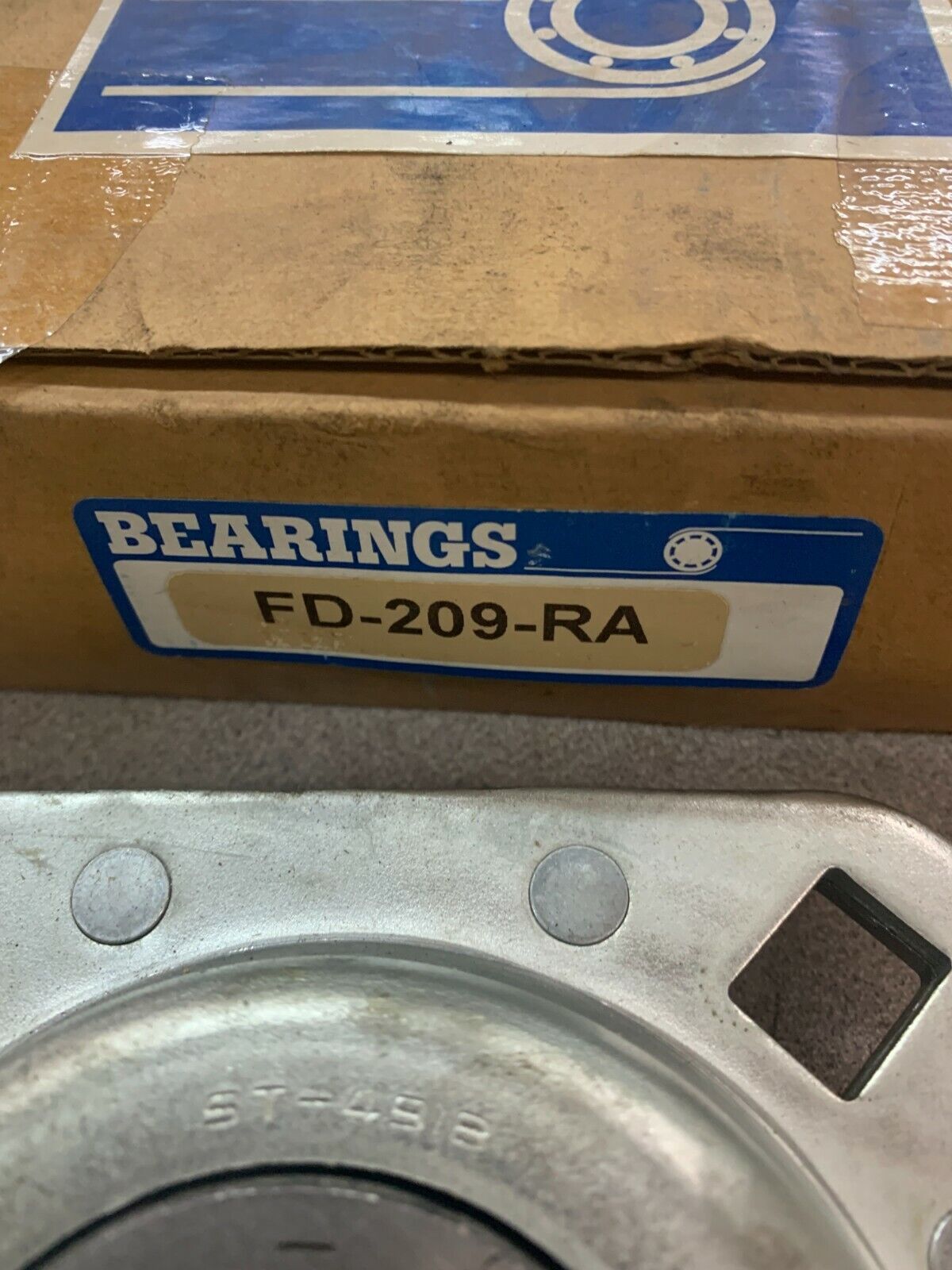 NEW IN BOX 4-BOLT FLANGE BEARING FD-209-RA