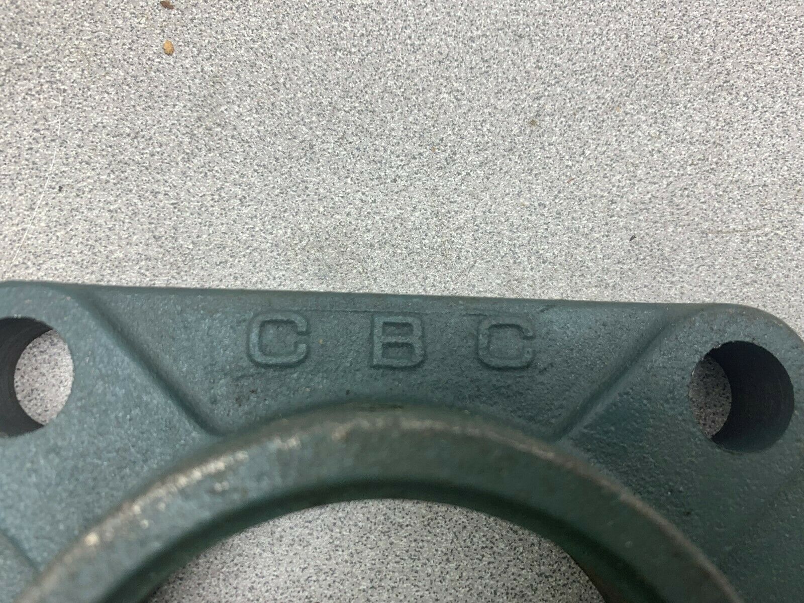 NEW NO BOX CBC BEARING HOUSING F208