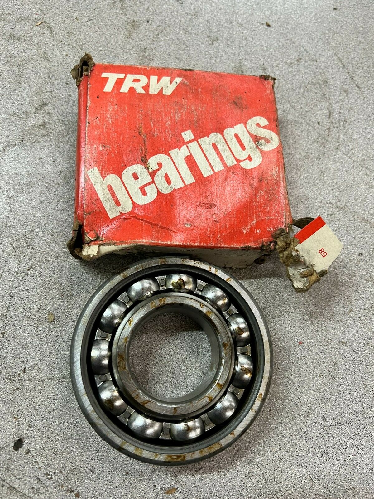 NEW IN BOX MRC ROLLER BEARING 308M