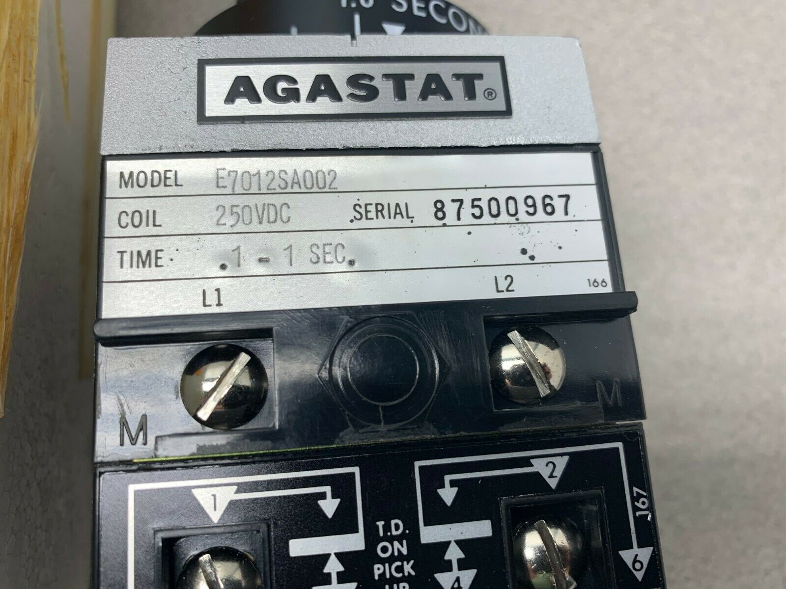 NEW AGASTAT 250VDC. TIMER .1-1 SEC. TIMING RELAY E7012SA002