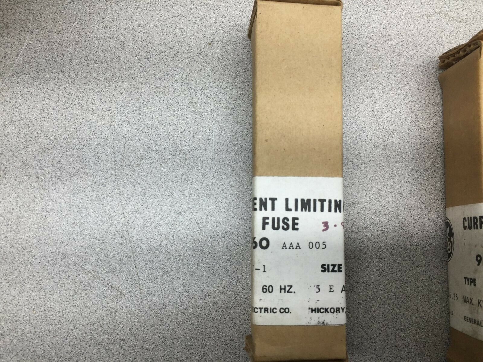 NEW IN BOX LOT OF 2 GE TYPE EJ-1 CURRENT LIMITING FUSE 9F60-AAA-005