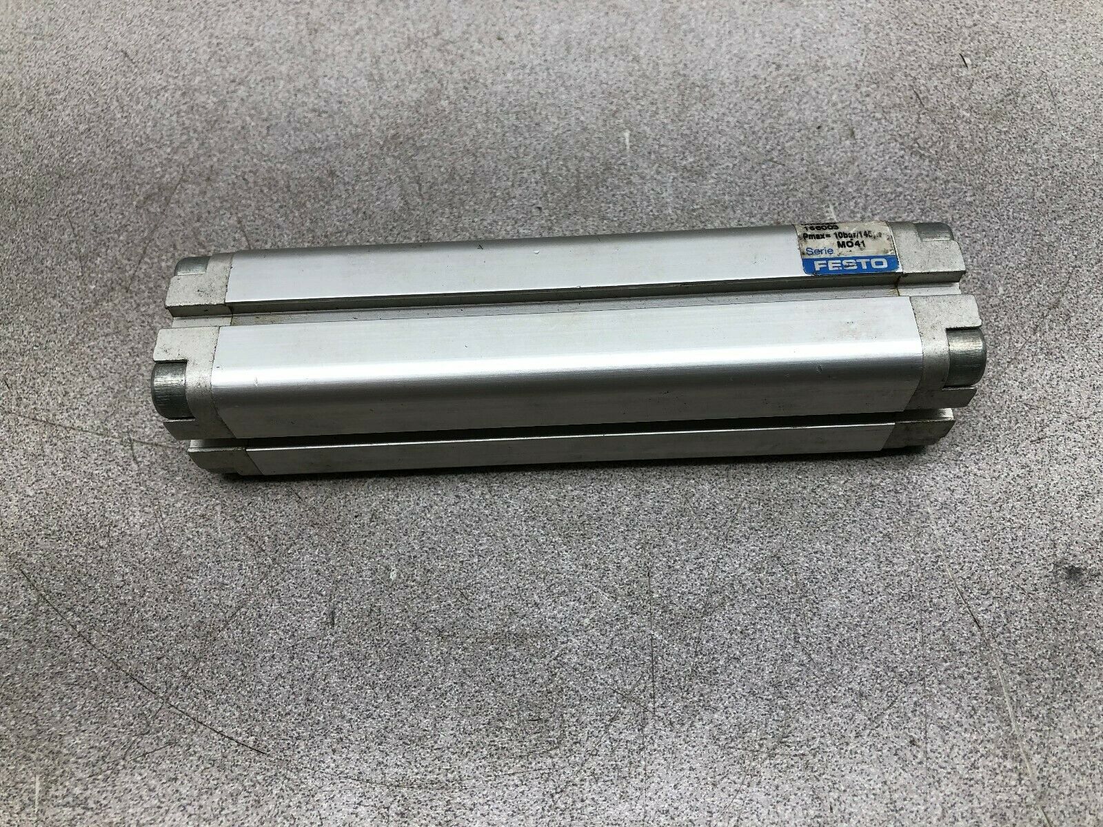 NEW NO BOX FESTO 25 MM BORE 125 MM STROKE PNEUMATIC CYLINDER ADV-25-125-PA