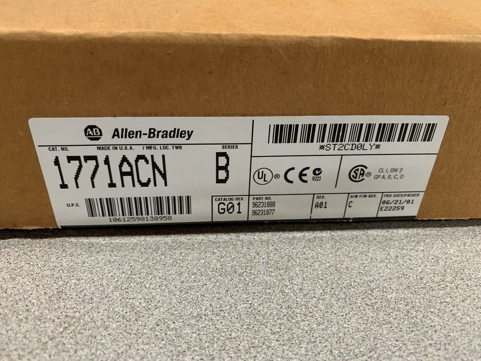 FACTORY SELAED ALLEN-BRADLEY PLC-5 CNET REMOTE I/O ADAPTER MODULE 1771-ACN / B