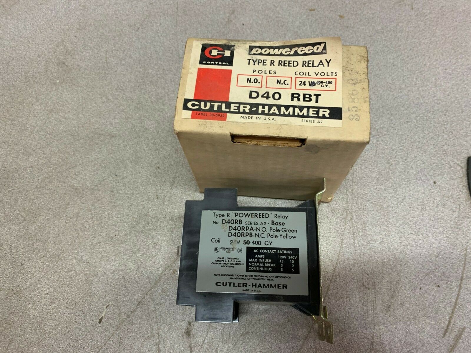 NEW IN BOX CUTLER HAMMER RELAY D40RBT