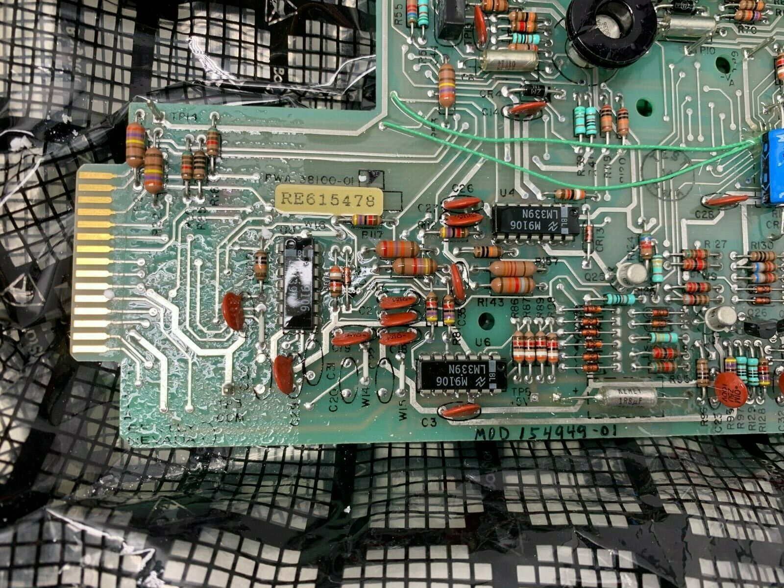 NEW NO BOX BENTLY NEVADA 72311-09-05-04-XX-01-15 WITH PWA 72928-02P