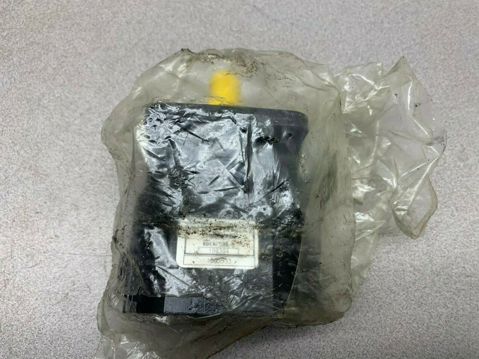 NEW NO BOX HOLDEX HYDRAULIC MOTOR 1003533