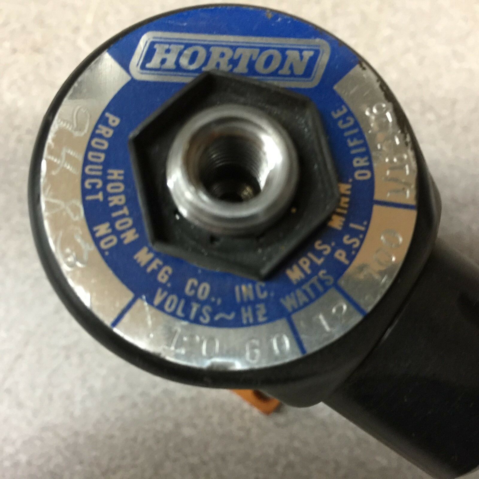 NEW NO BOX HORTON 1/16NPT 100PSI 120VAC SOLENOID VALVE 9483