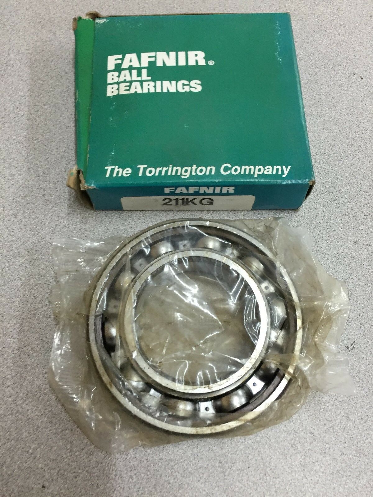 NEW IN BOX FAFNIR BALL BEARING 211KG