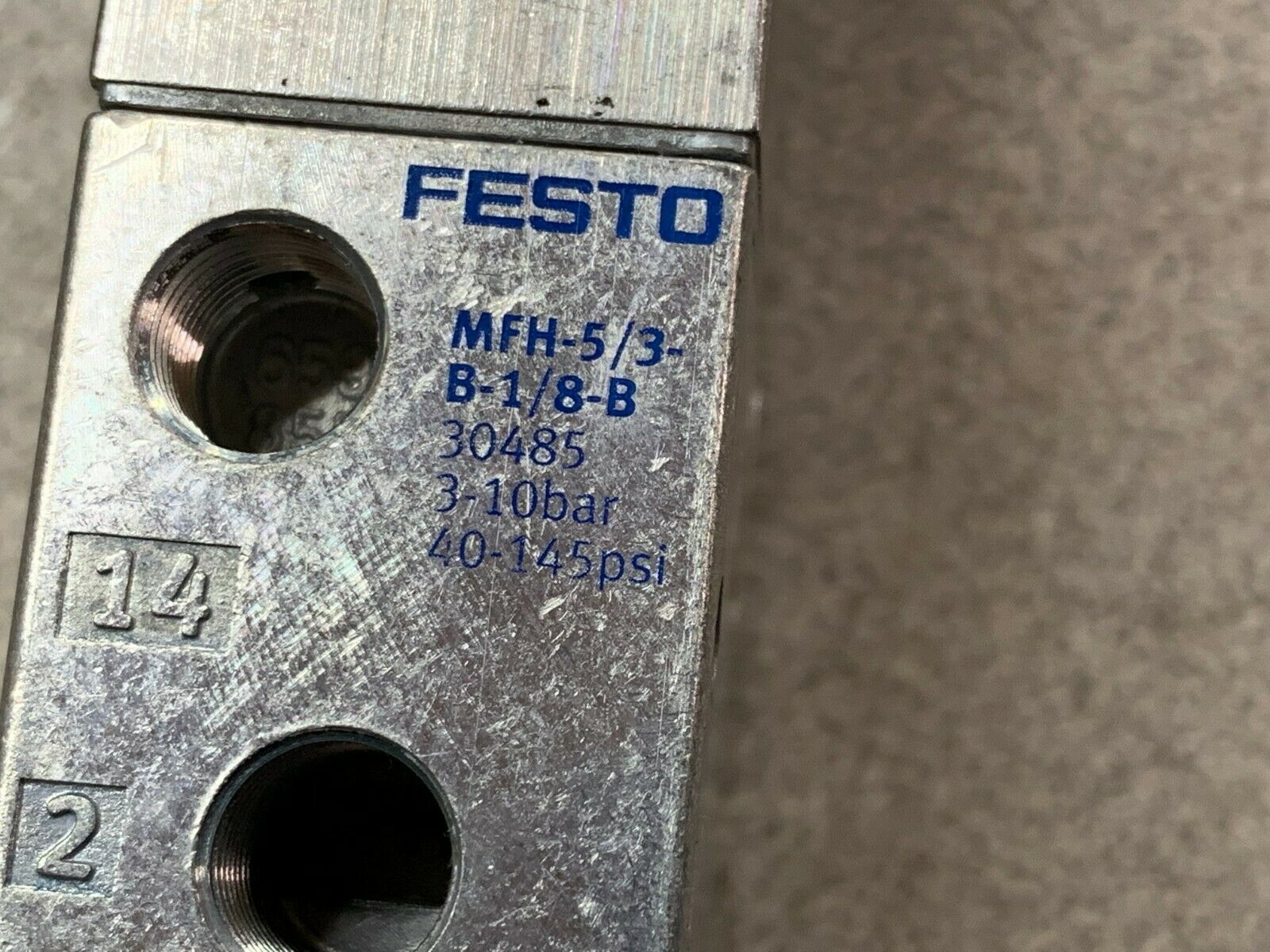 NEW IN BOX FESTO VALVE *NO COILS* MHF-5/3-B-1/8-B