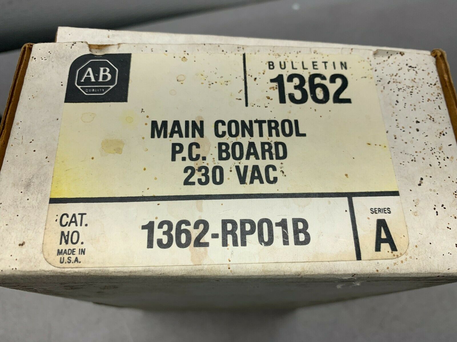 NEW IN BOX ALLEN BRADLEY MAIN CONTROL PC BOARD 1362-RP01B SERIES A