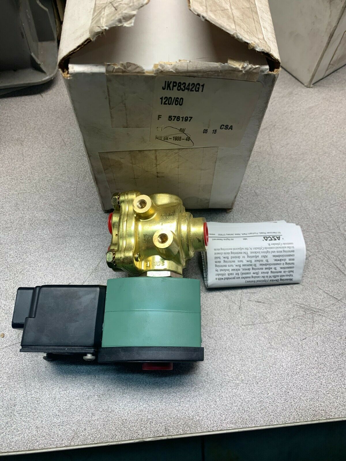 NEW IN BOX ASCO RED HAT 120V. COIL 4-WAY 1/4" SOLENOID VALVE JKP8342G1