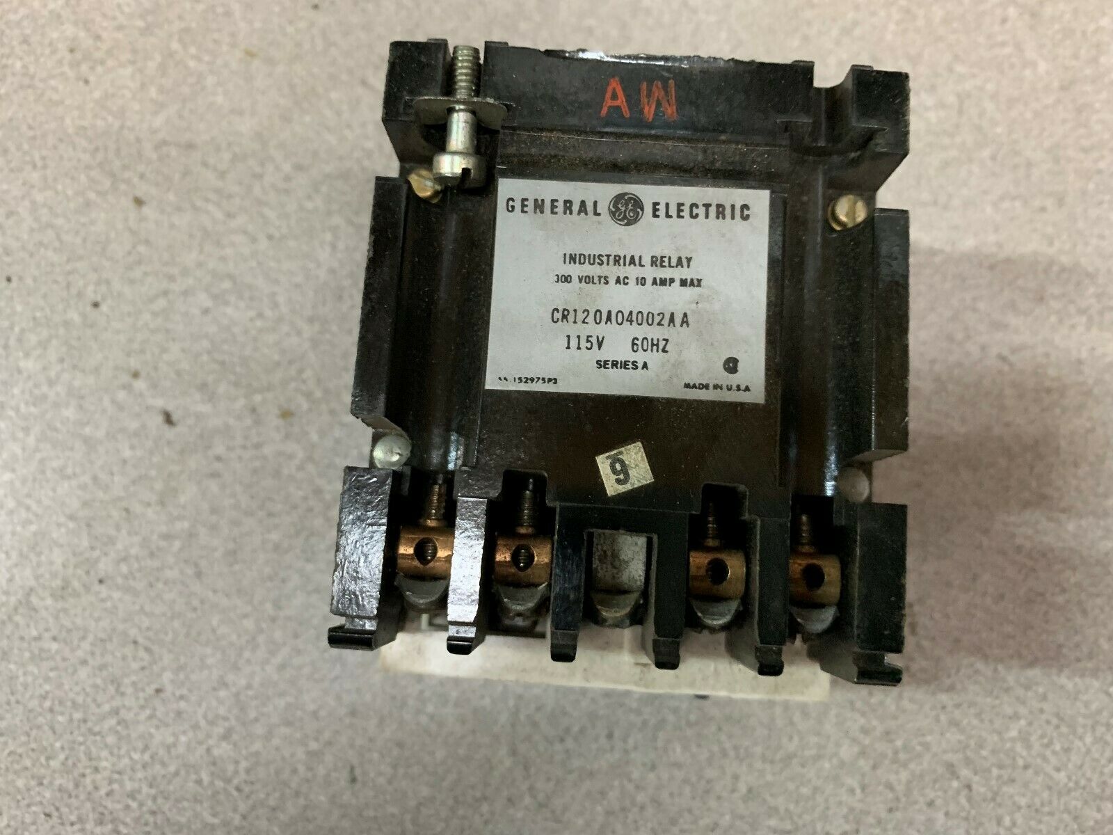 NEW NO BOX GE RELAY CR120A04002AA