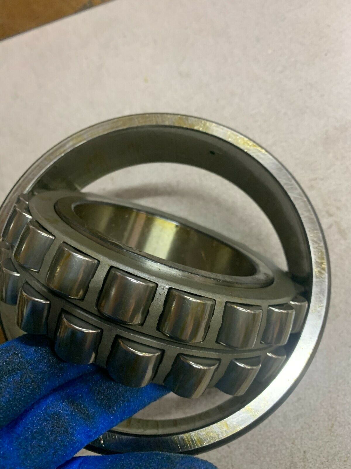 NEW NO BOX SKF 22217CCKW33 SPHERICAL ROLLER BEARING 22217 CCK/W33