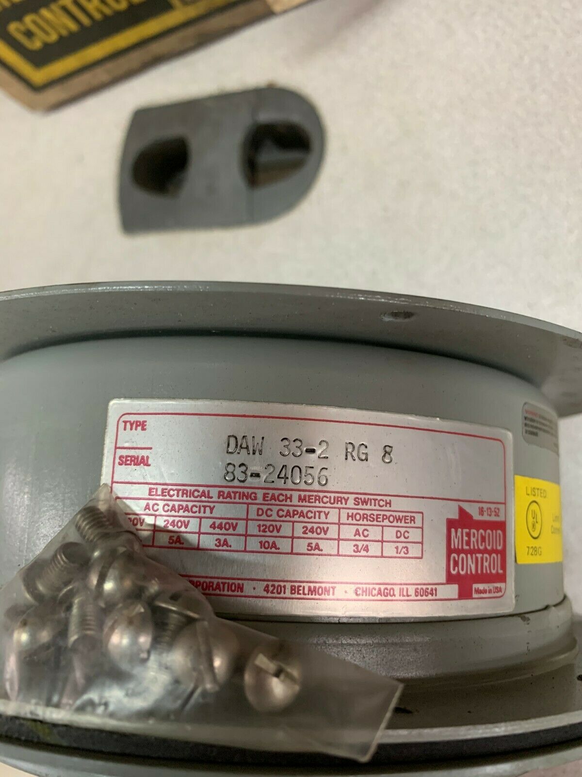NEW MERCOID PRESSURE SWITCH DAW 33-2 RG 8