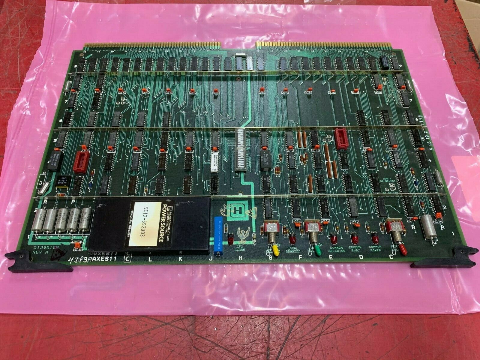 NEW NO BOX HONEYWELL 51390108 CIRCUIT BOARD 4DP3AAXES11