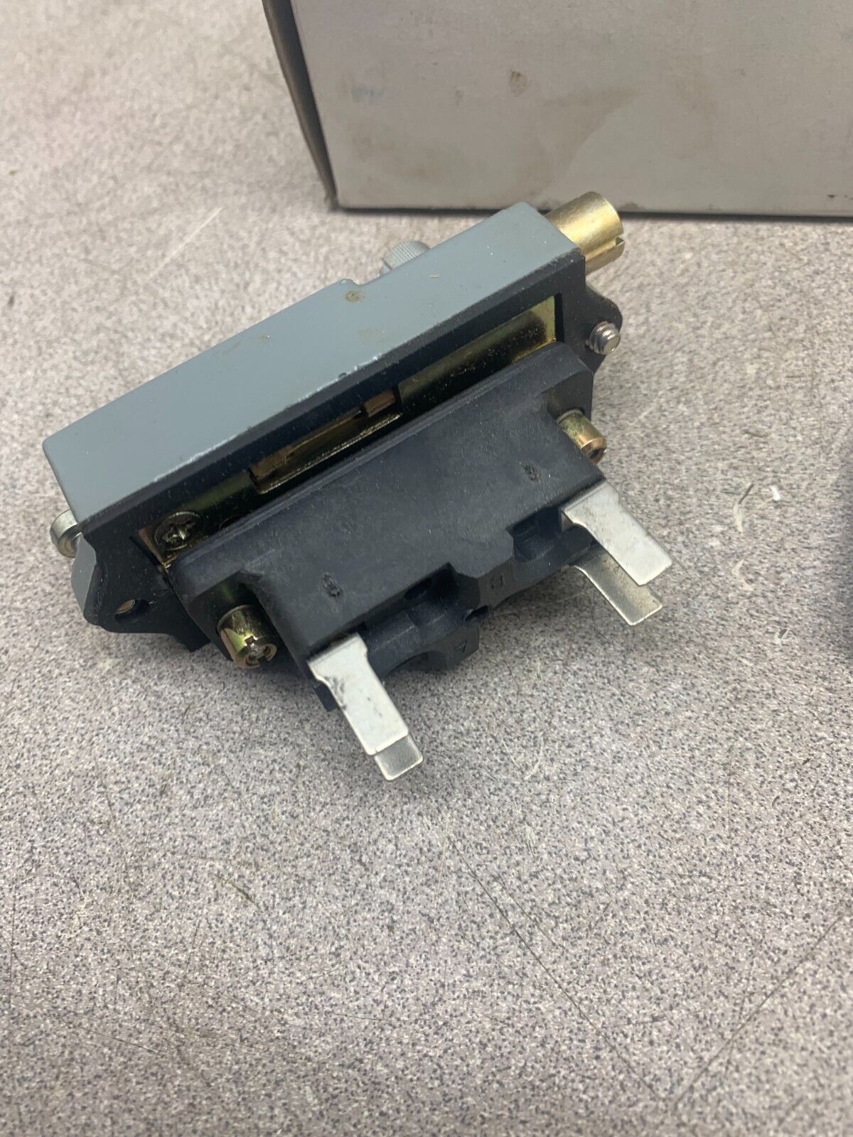 NEW IN BOX SQUARE D OPEN POSITION SWITCH LEVER ARM TYPE 9007 AO16 SERIES D
