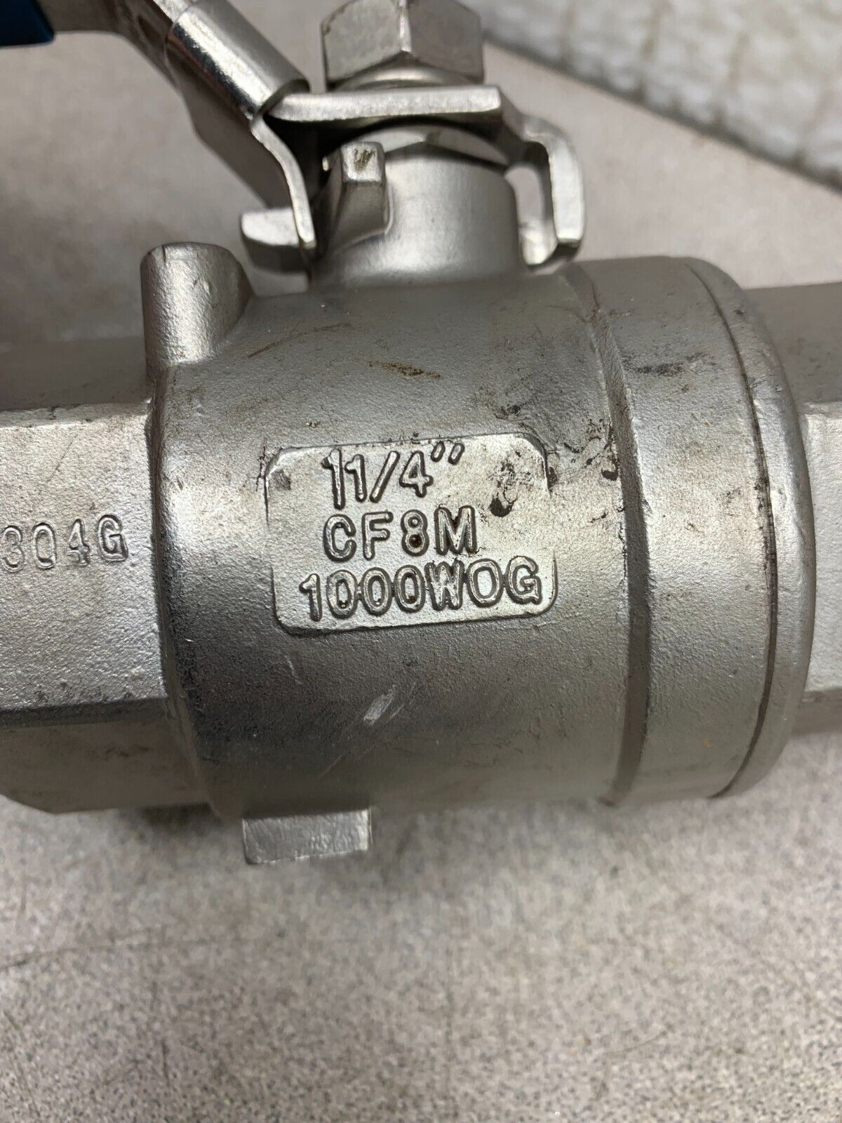 NEW FNW FIG. 260 STAINLESS BALL VALVE 1-1/4" CF8M 1000WOG