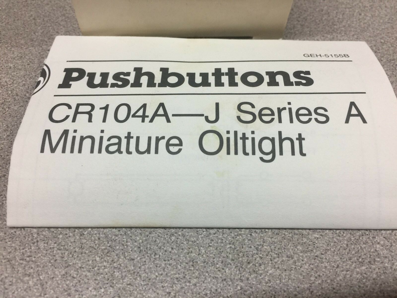 NEW IN BOX GE ILUMINATED PUSH BUTTON CR104E5224