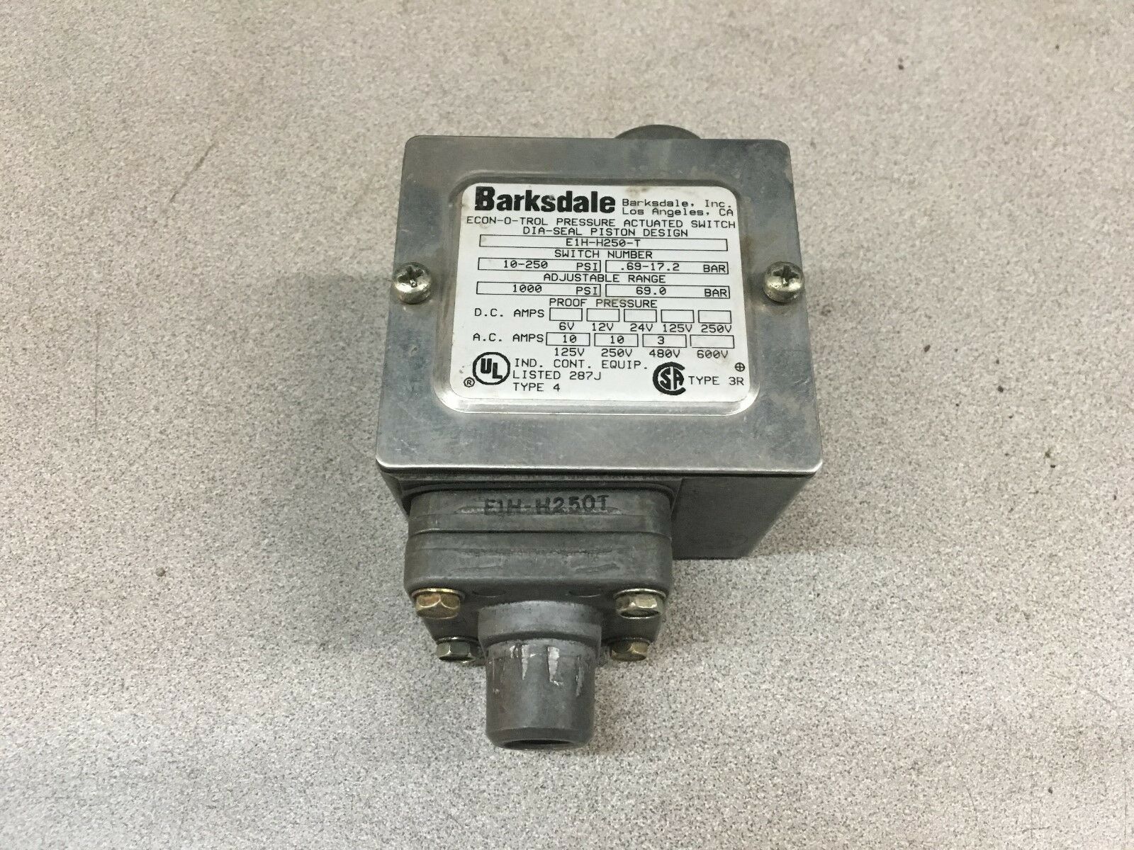 USED BARKSDALE PRESSURE SWITCH E1H-H250-T