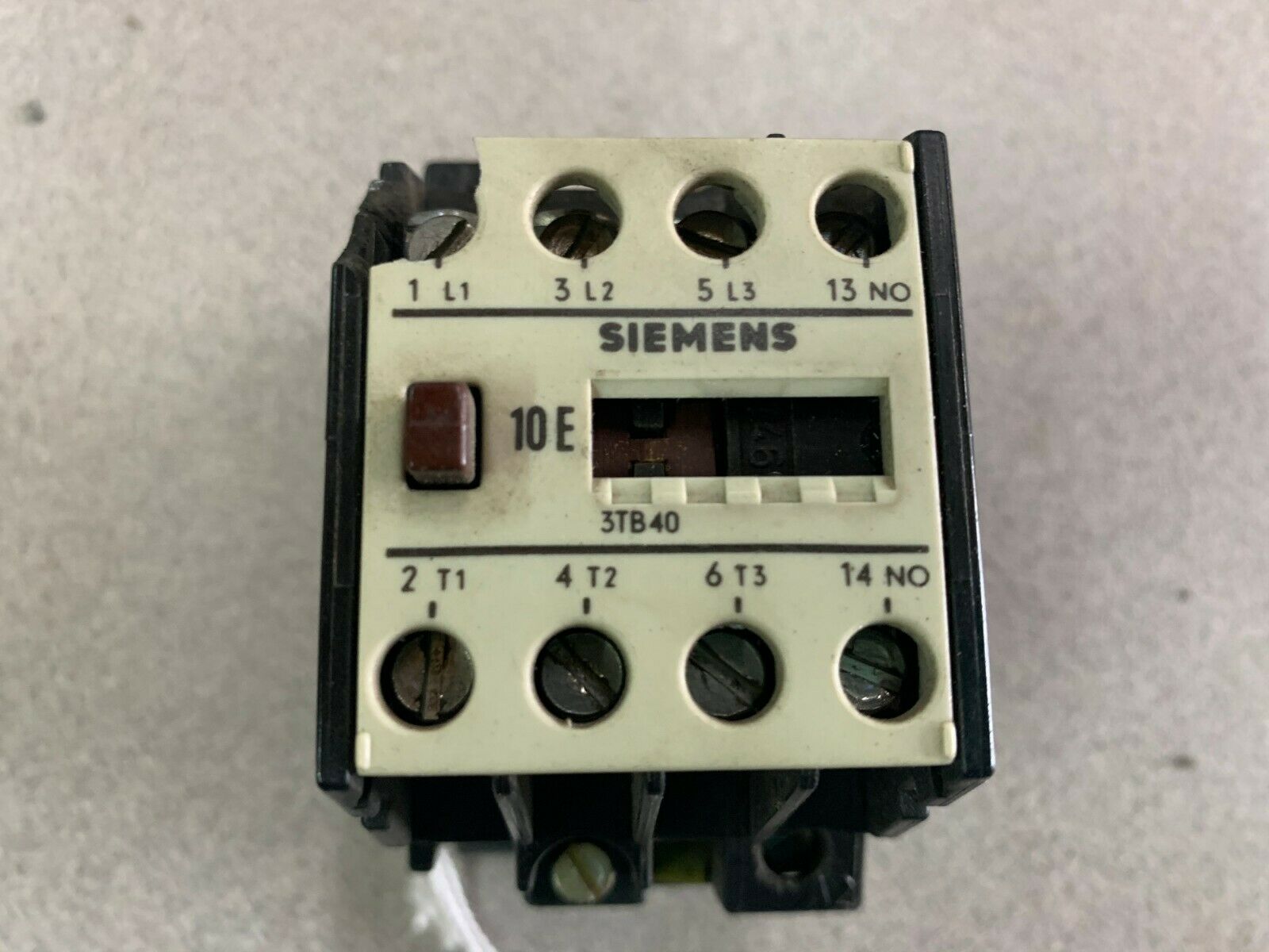 LOT OF 3 USED SIEMENS CONTACTOR 3TB40-10-0A