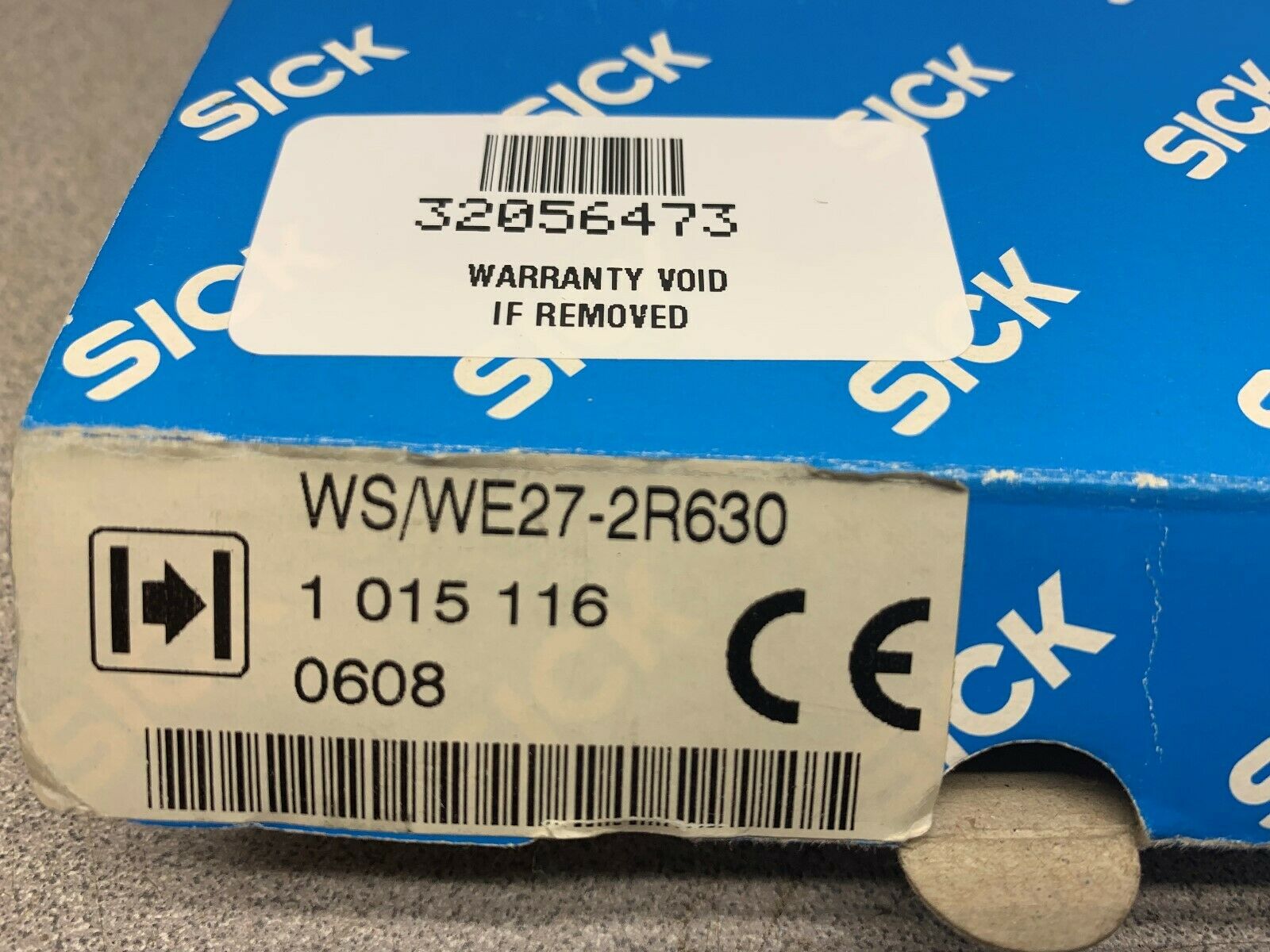 NEW IN BOX SENSICK PHOTOELECTRIC RECIEVER WE27-2R630