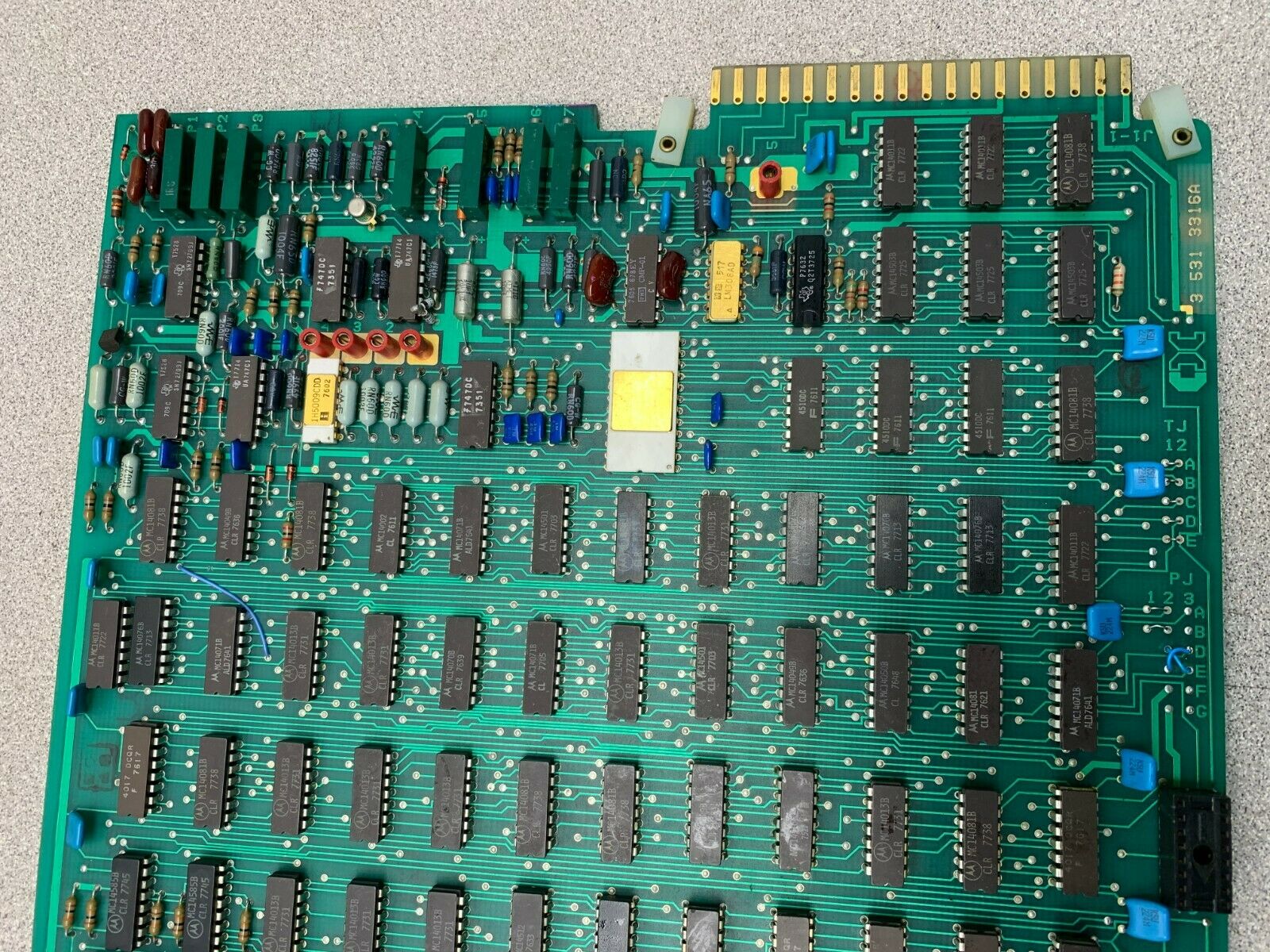 USED CINCINNATI MILACRON CIRCUIT BOARD 3 531 3316A