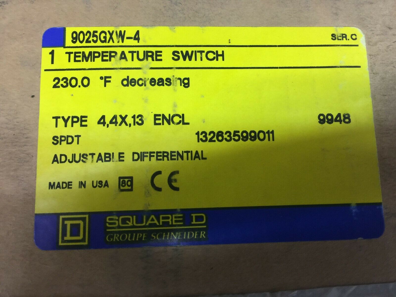 NEW IN BOX SQUARE D 230 DEG F DECREASING TEMPERATURE SWITCH 9025GXW-4