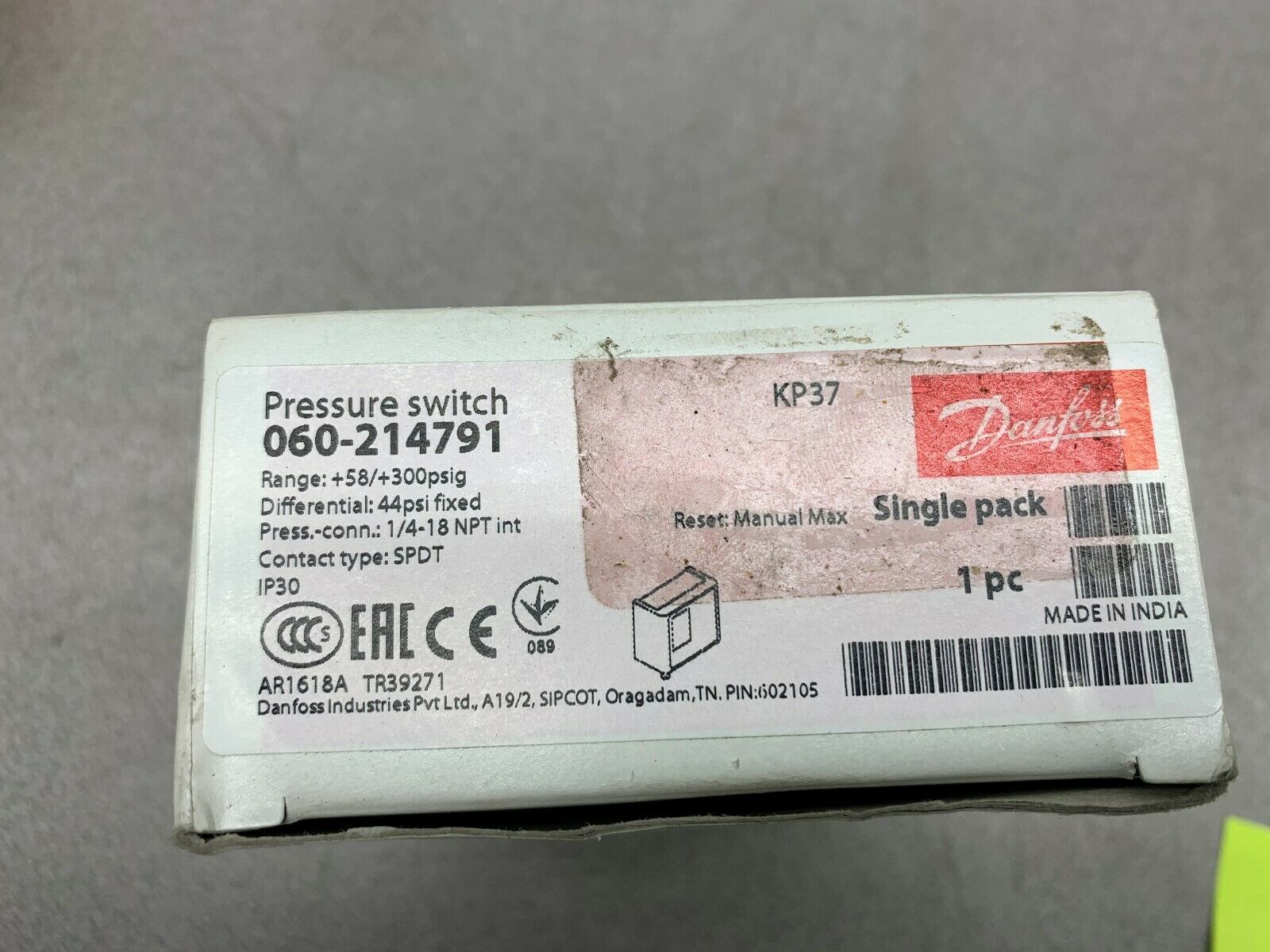 NEW IN BOX DAYTON SWITCH 060-214791