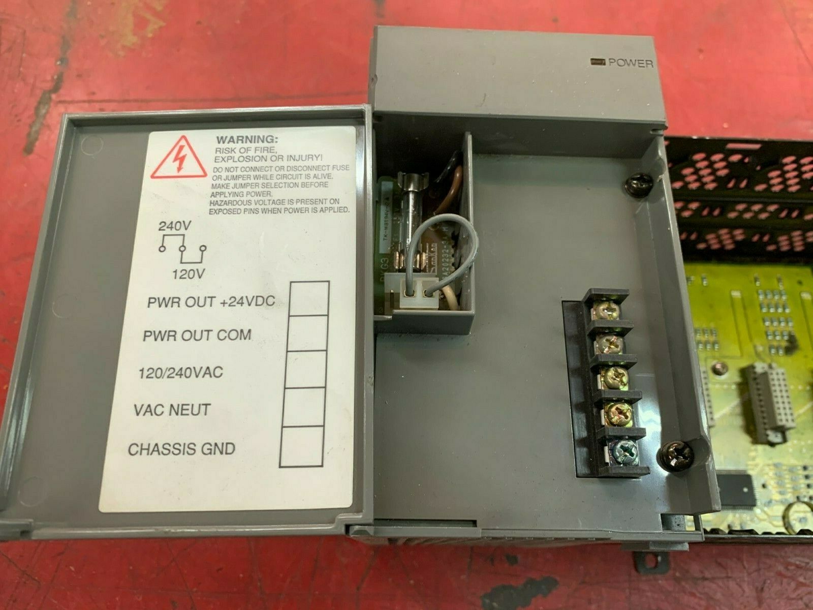 USED ALLEN-BRADLEY SLC 500 POWER SUPPLY 1746-P2 WITH 7-SLOT RACK 1746-