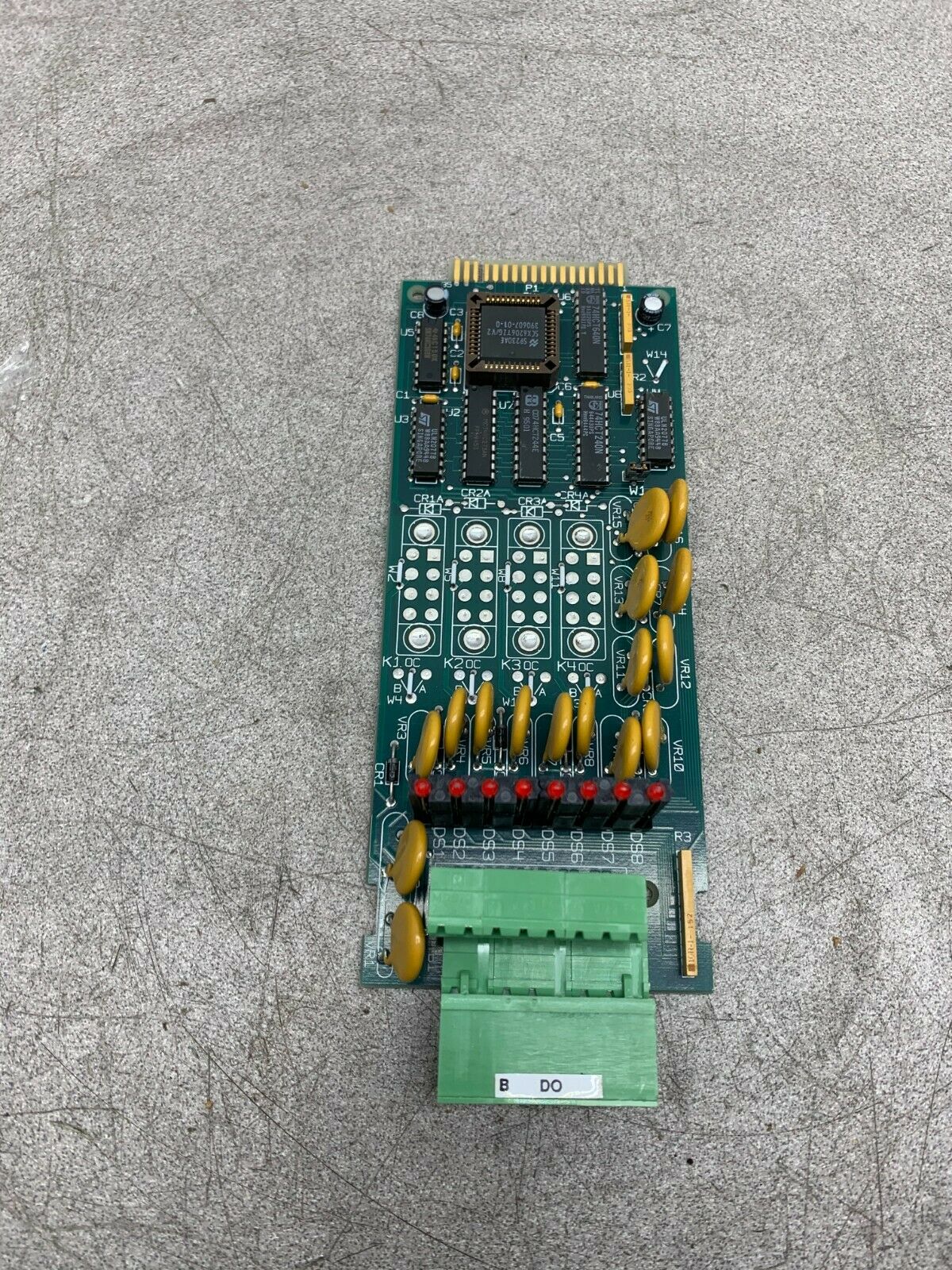 USED EMERSON CIRCUIT BOARD 392076-02-0