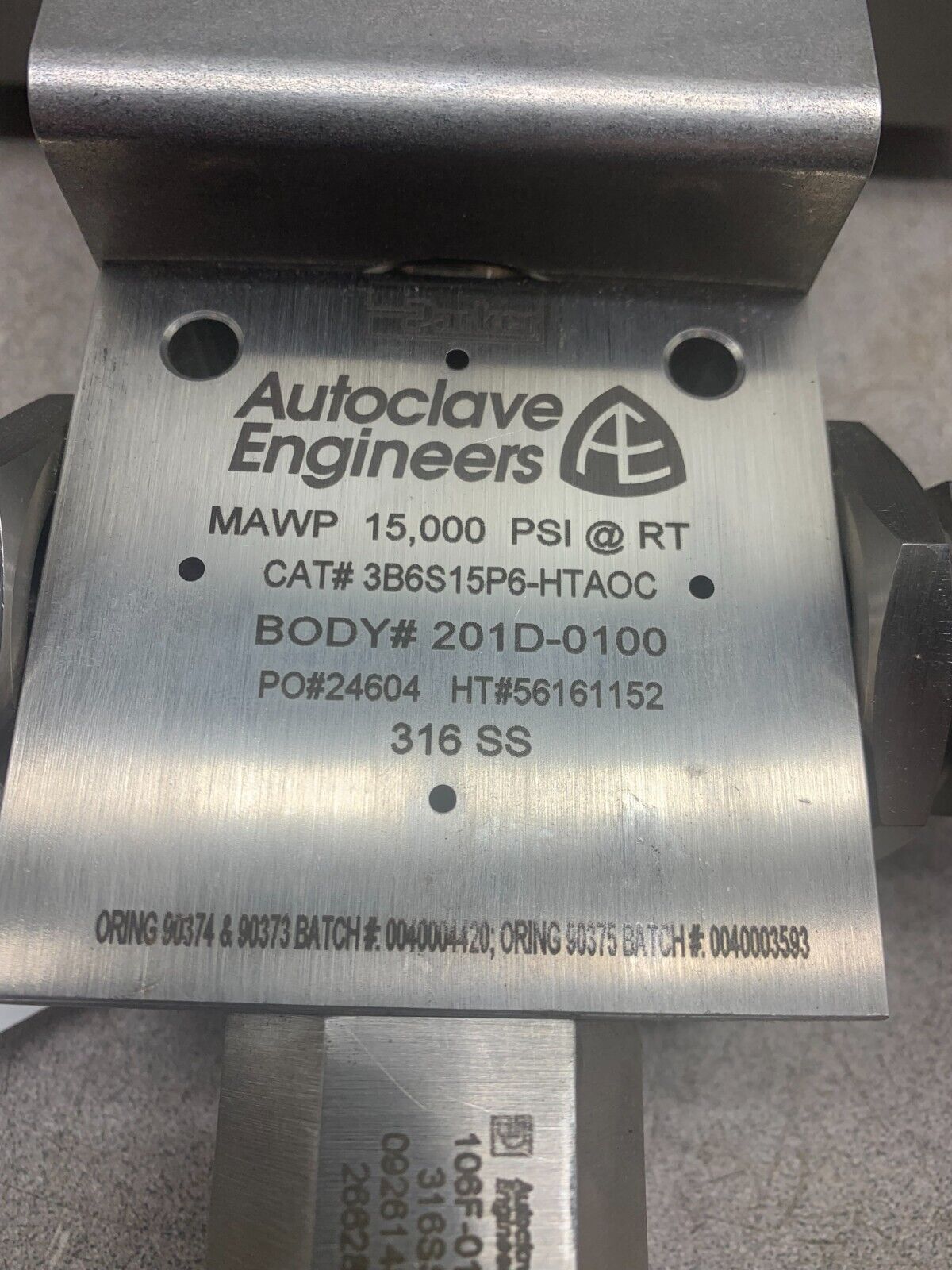 AUTOCLAVE ENGINEERS 3B6S15P6-HTAOC SS BALL VALVE 201D-0100 WITH 91527 ACTUATOR
