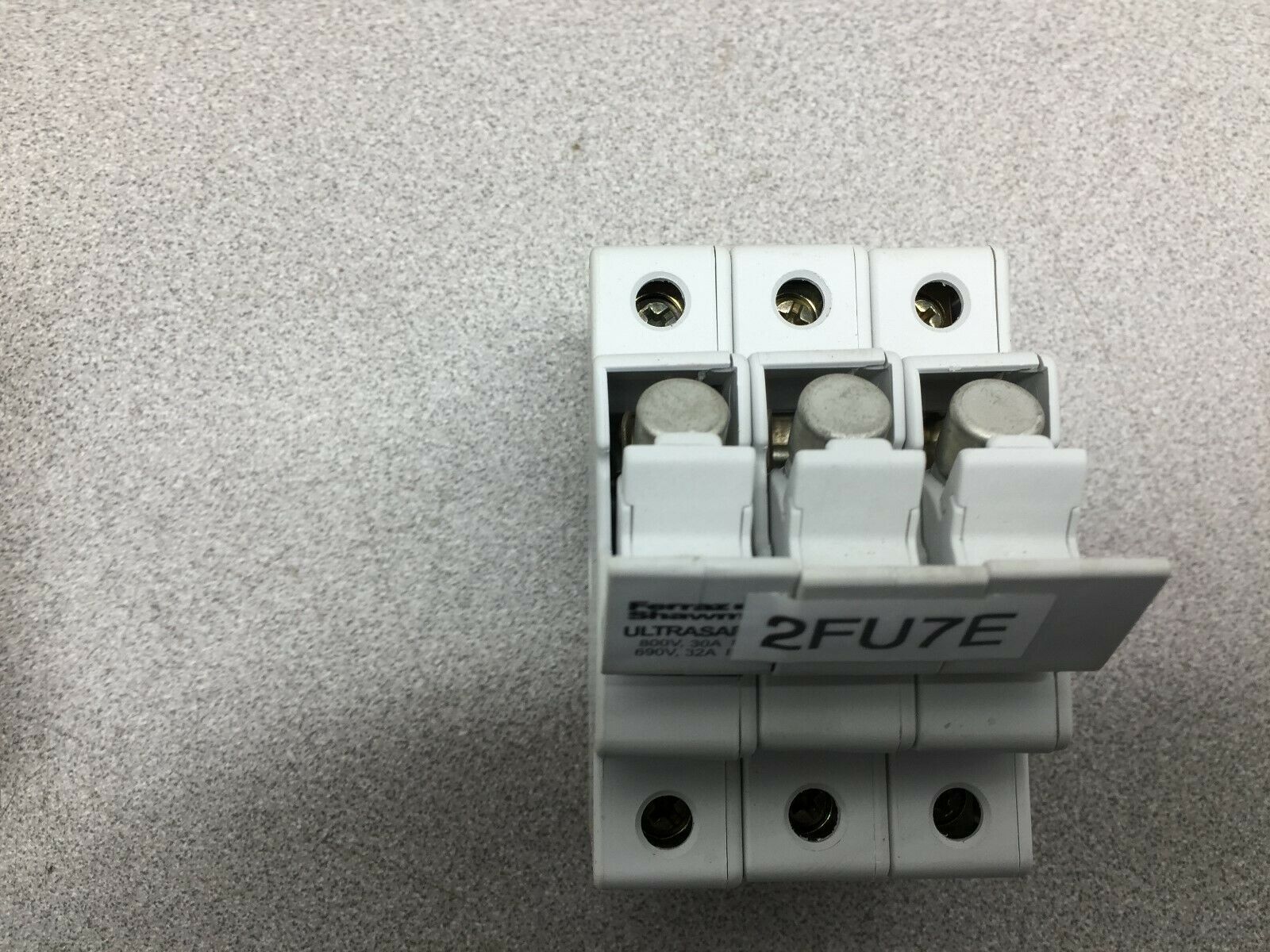 USED LOT OF 3 FERREZ SHAWMUT 30AMP 3POLE 800VAC 1000VDC FUSE HOLDERS C218548