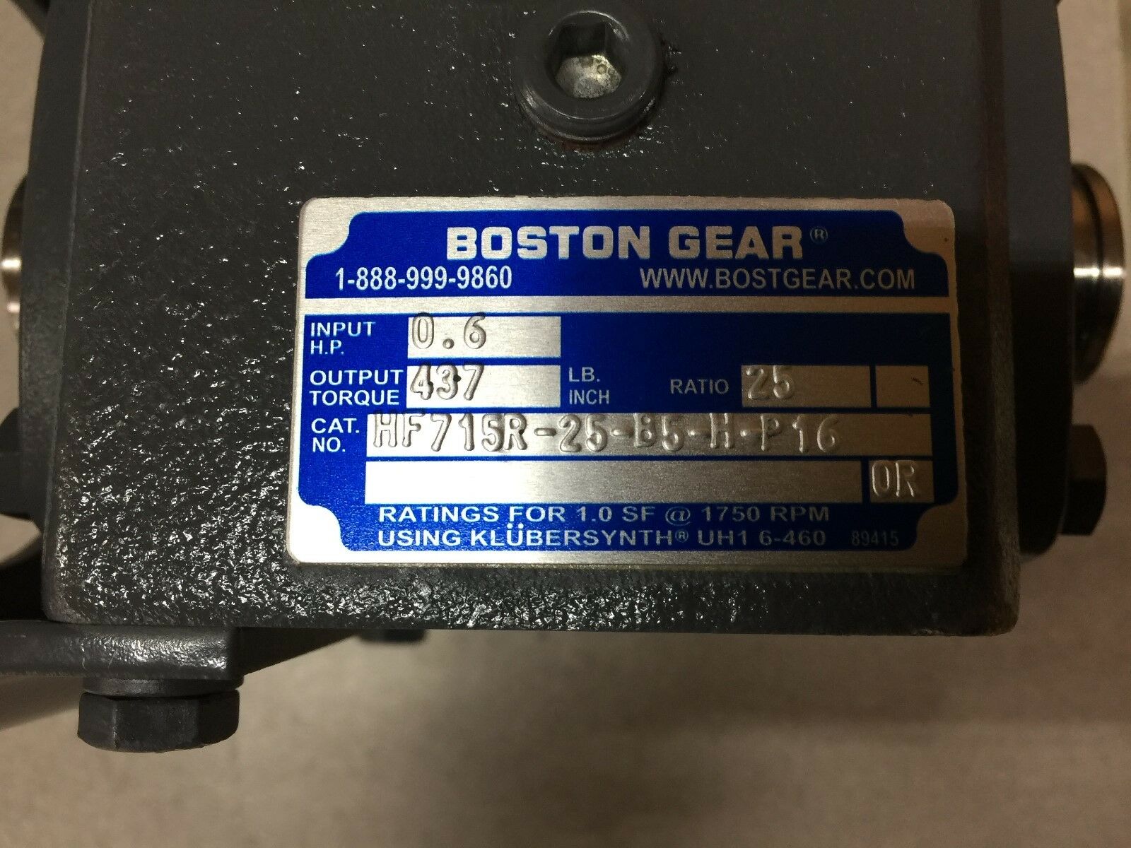 NEW IN BOX BOSTON GEAR ANGLED GEAR REDUCER HF715R-25-B5-H-P16