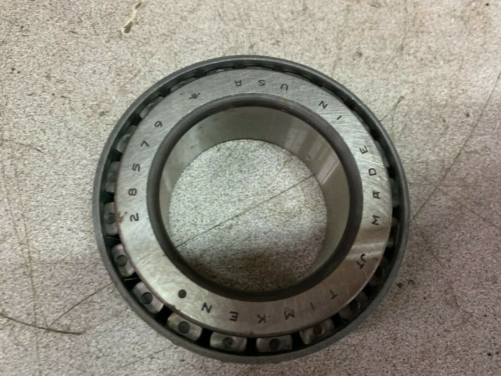 NEW IN BOX TIMKEN ROLLER BEARING 25879