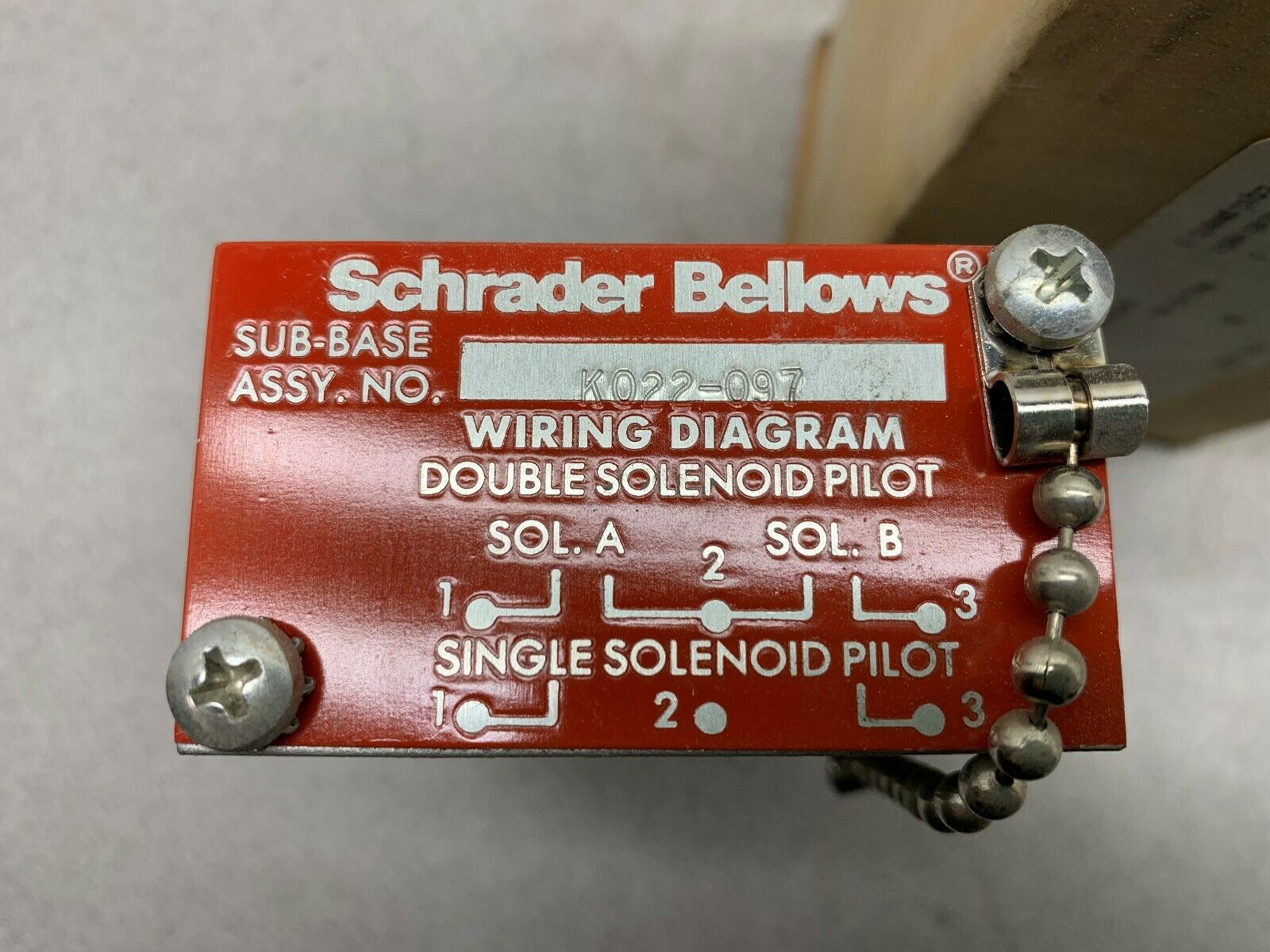 NEW IN BOX SCHRADER BELLOWS SUB BASE K022097