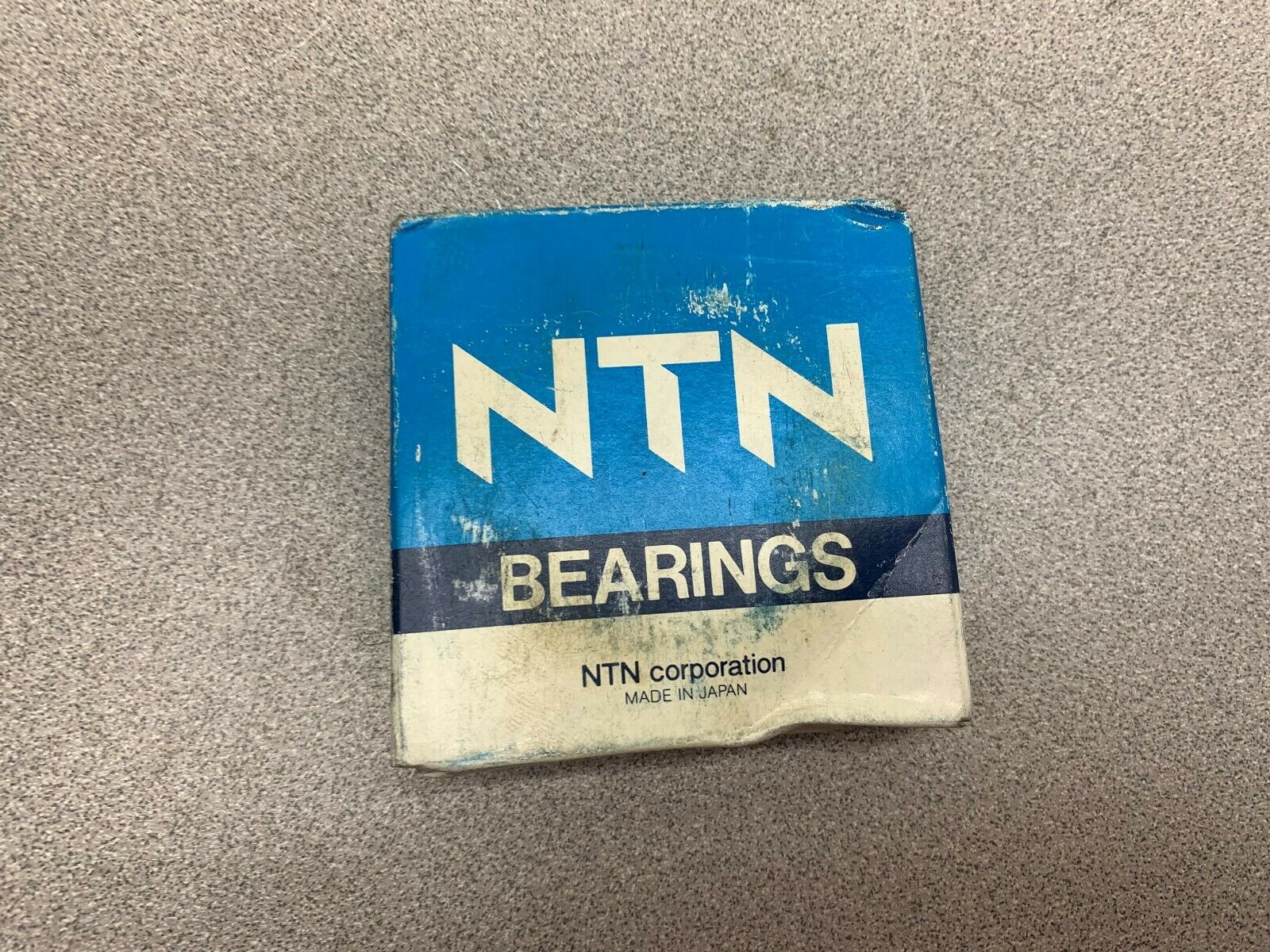 NEW IN BOX NTN BEARING 4T-32008X