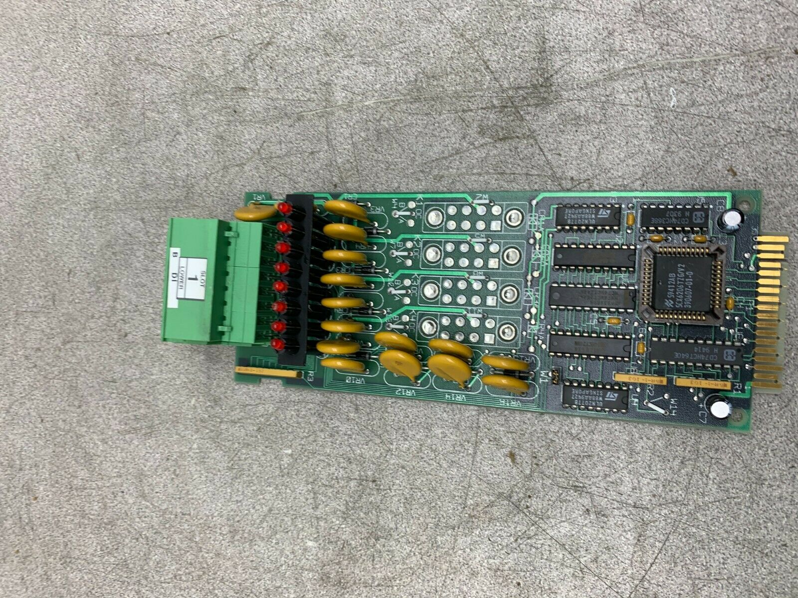 USED EMERSON CIRCUIT BOARD 392076-02-0