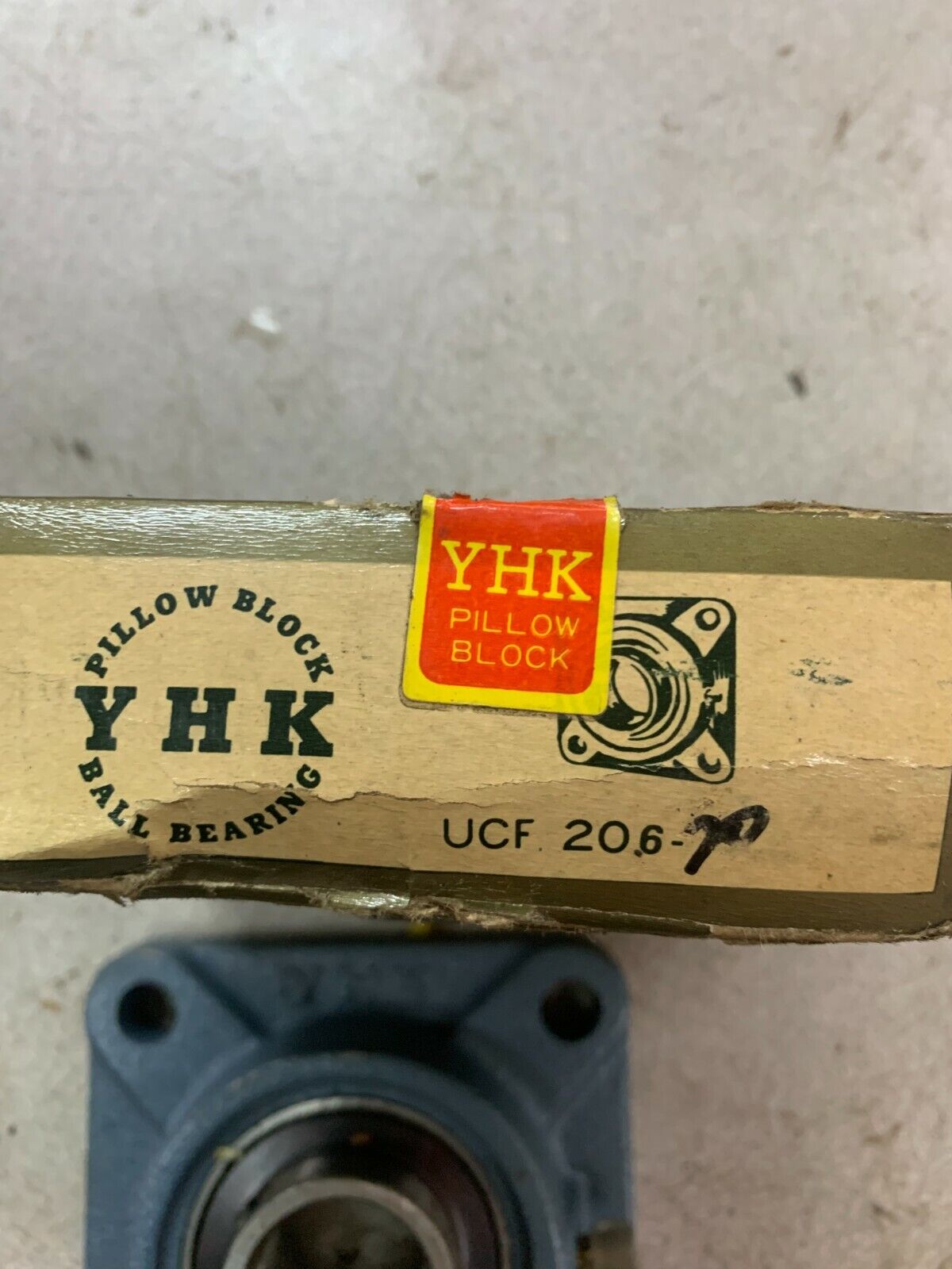 NEW IN BOX YHK 4-BOLT FLANGE BEARING UCF 206-20