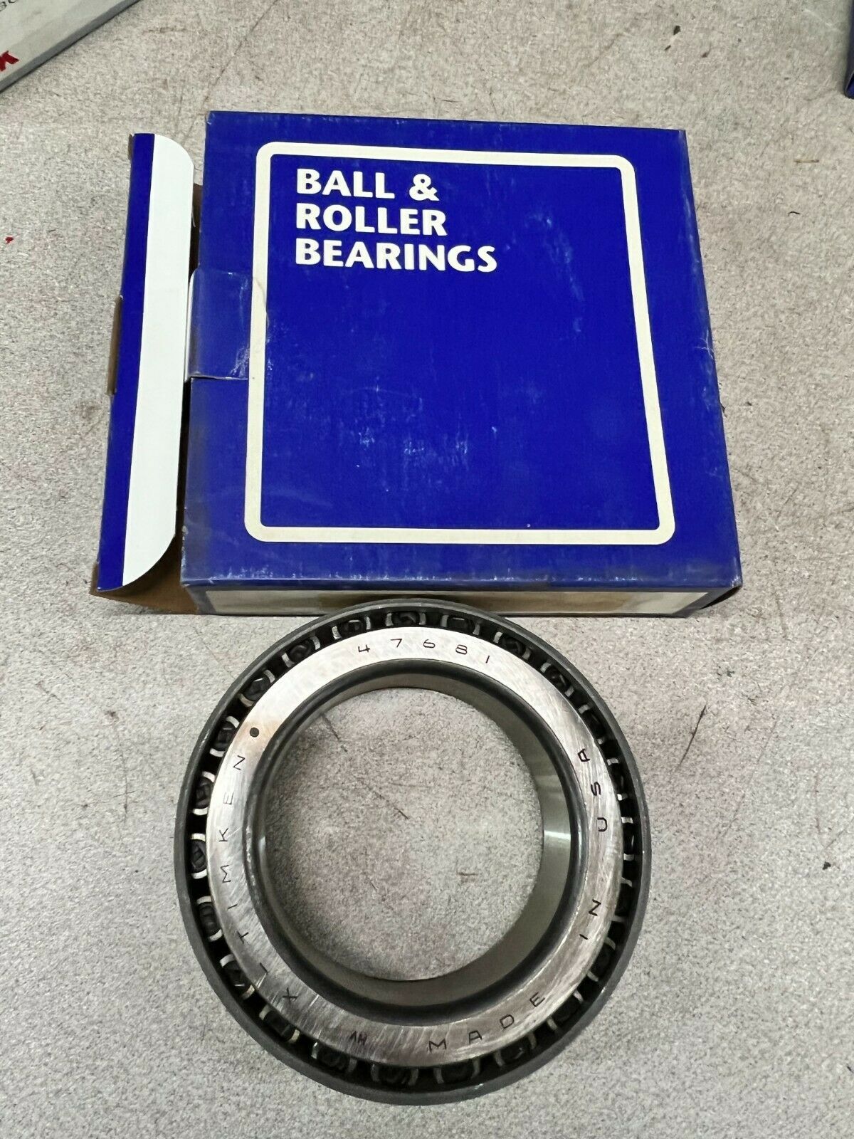 NEW IN BOX TIMKEN ROLLER BEARING 47681