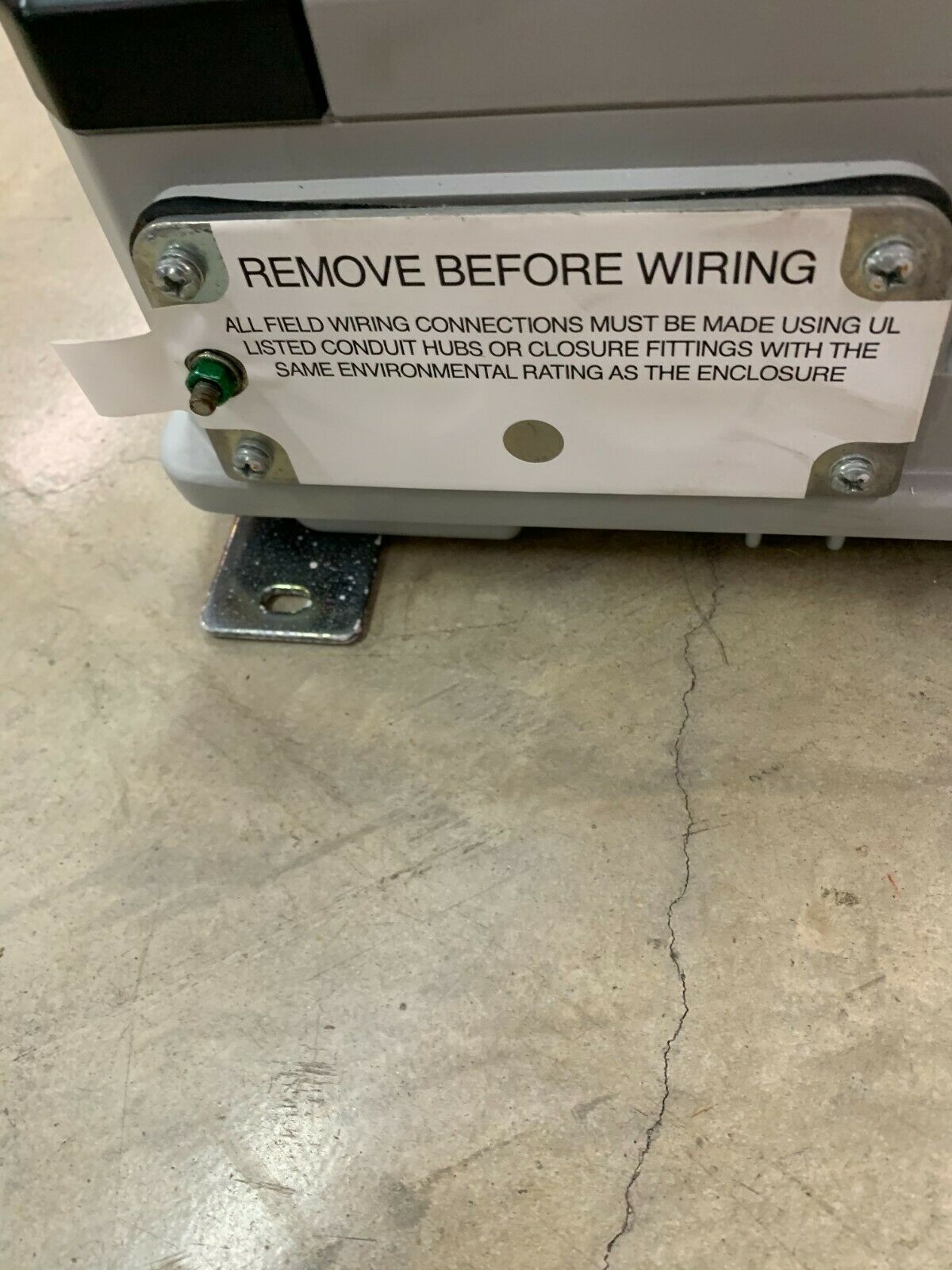 NEW NO BOX ALLEN-BRADLEY ARMORSTART DRIVE AND BASE 280D-F23Z-25D-CR-3