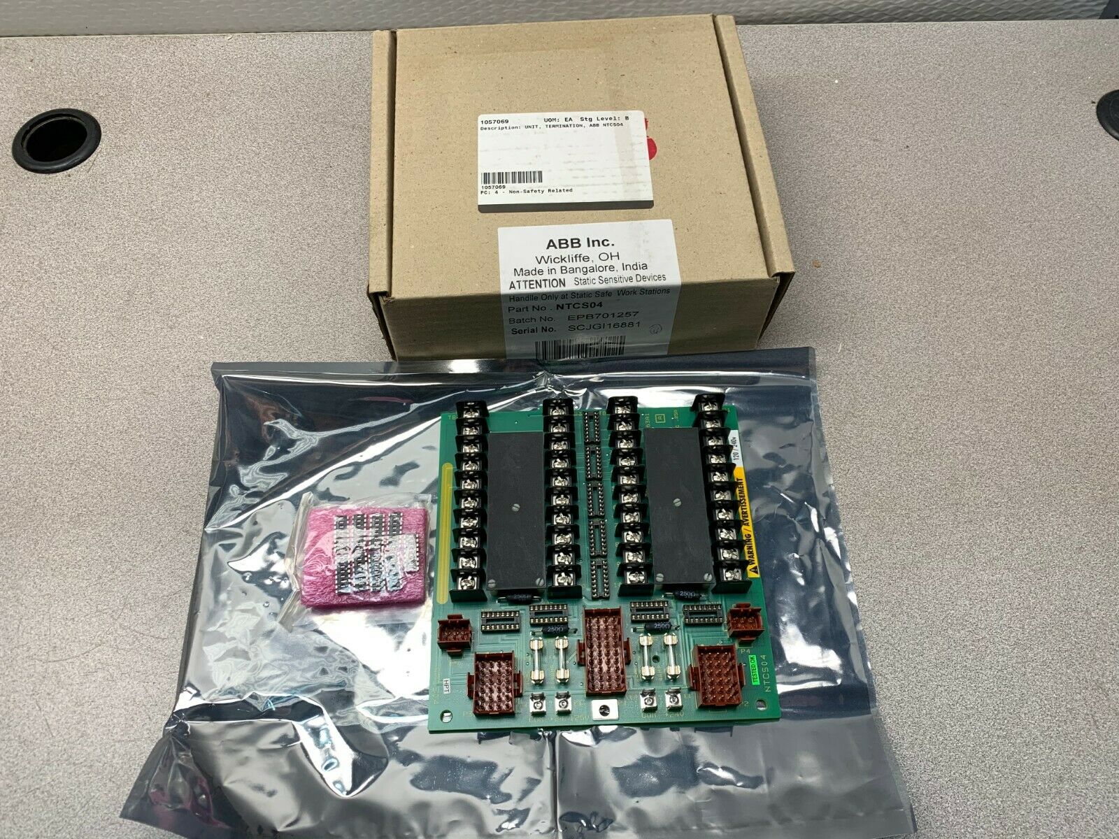 NEW IN BOX ABB TERMINATION CIRCUIT BOARD NTCS04