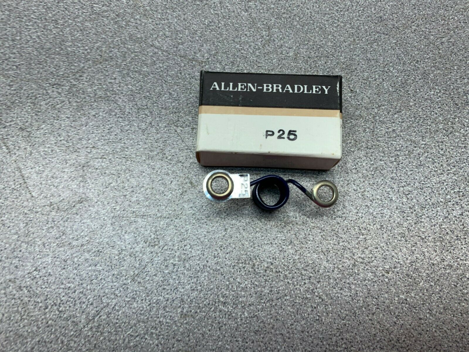 NEW IN BOX ALLEN BRADLEY HEATER ELEMENT P25