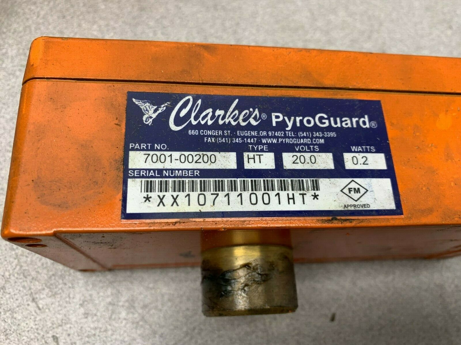 USED CLARKS PYROGUARD 7001-00200