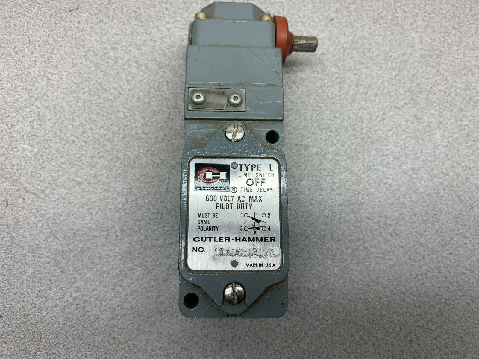 NEW NO BOX CUTLER HAMMER LIMIT SWITCH 10316H1610A