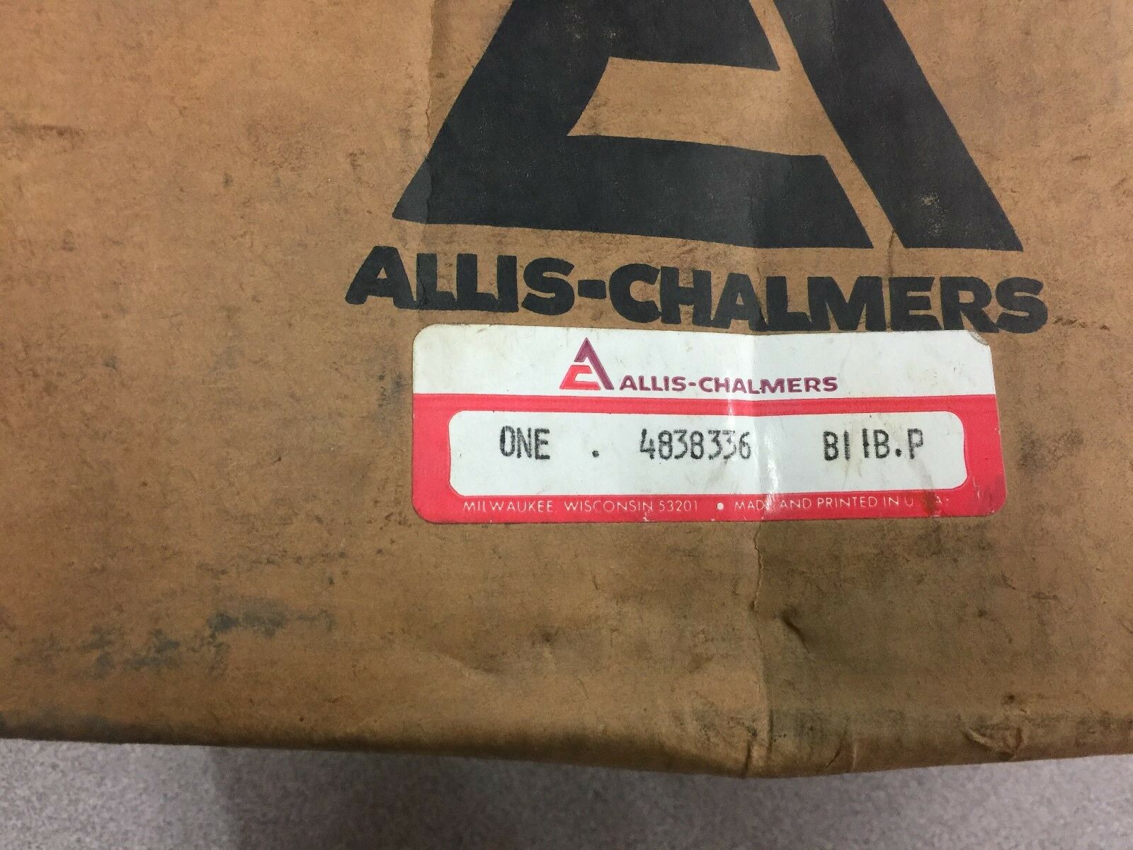 NEW IN BOX ALLIS-CHALMERS DIFFERENTIAL REBUILD KIT 4838336